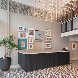 The At Torre Lorenzo Malate - Managed By The Ascott Limited Hotel Manila